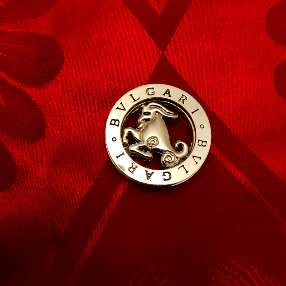Bulgari simbol of metallic